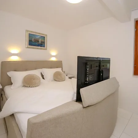 Villa Gabriel Pokrovnik